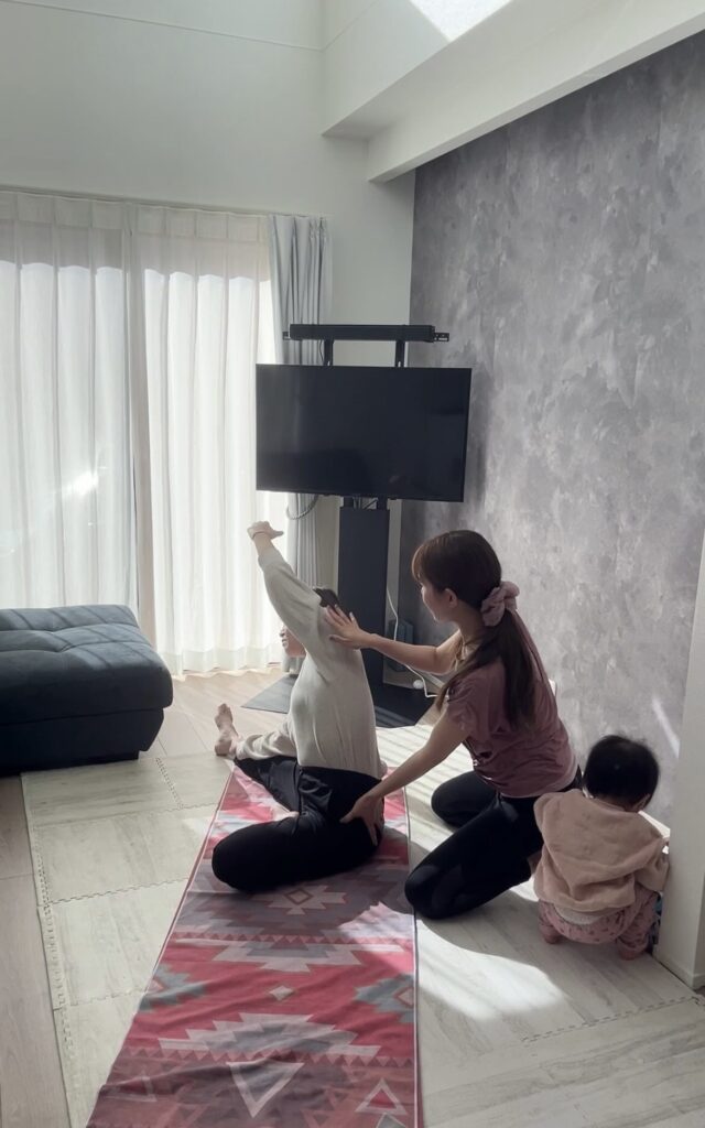 子連れOKヨガレッスン風景｜茅ヶ崎 Bloom